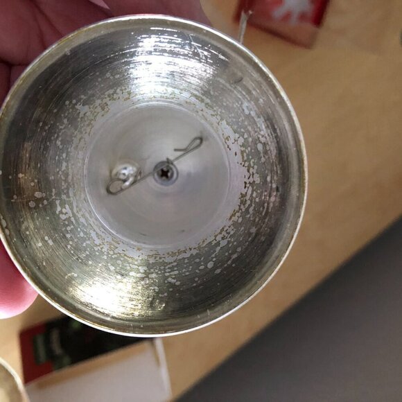 2007 Pfaltzgraff Winterberry Silverplate Bell - 1st Edition Ornament - Picture 6 of 9